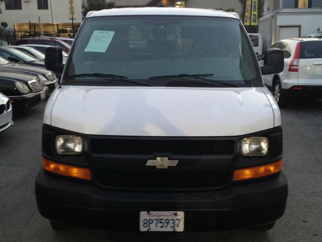 2009 Chevrolet Express Coupe 4D