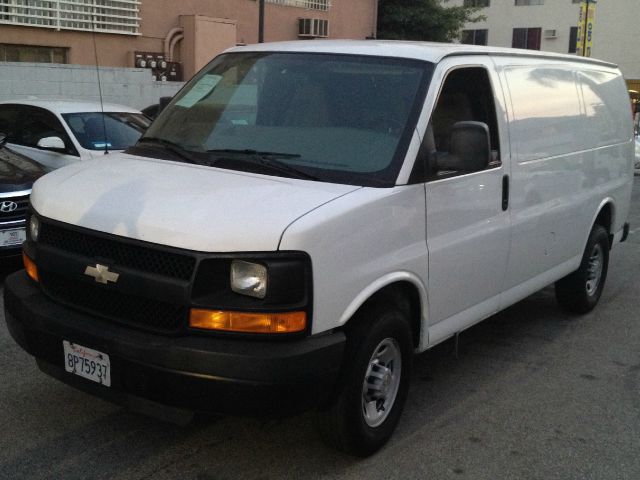 2009 Chevrolet Express Coupe 4D