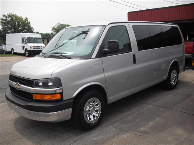 2009 Chevrolet Express CE 1.8