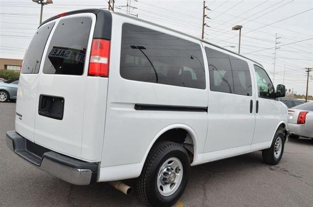 2009 Chevrolet Express XLT Sport 4.6L 2WD