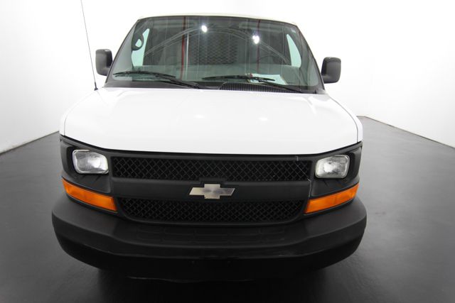 2009 Chevrolet Express REG WB