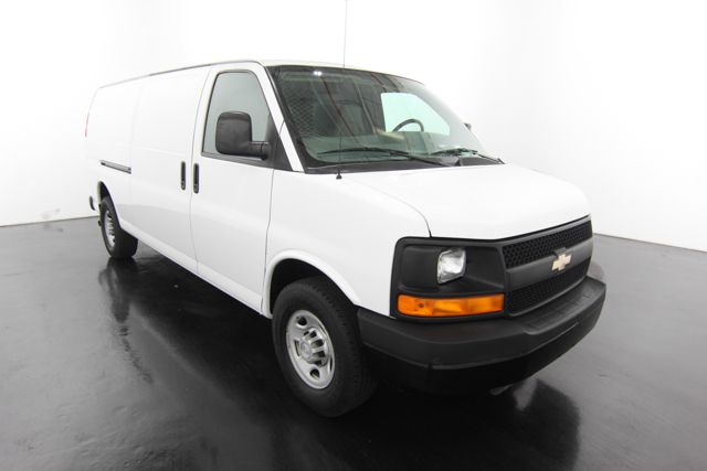 2009 Chevrolet Express REG WB