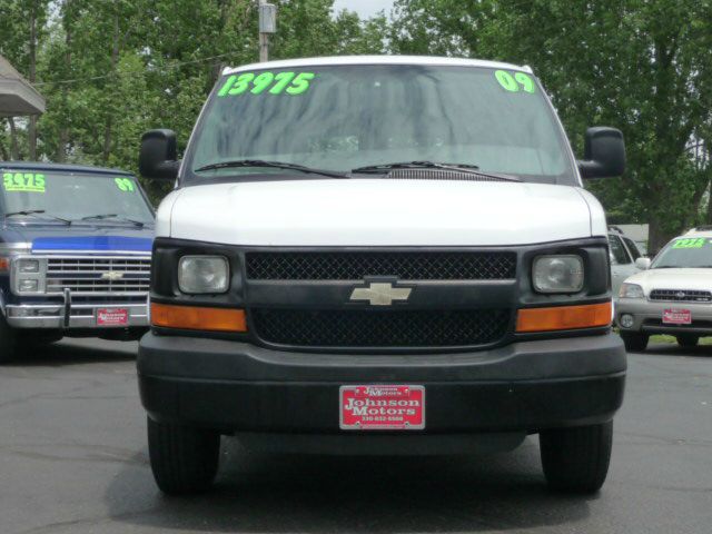 2009 Chevrolet Express REG WB