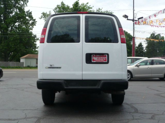 2009 Chevrolet Express REG WB