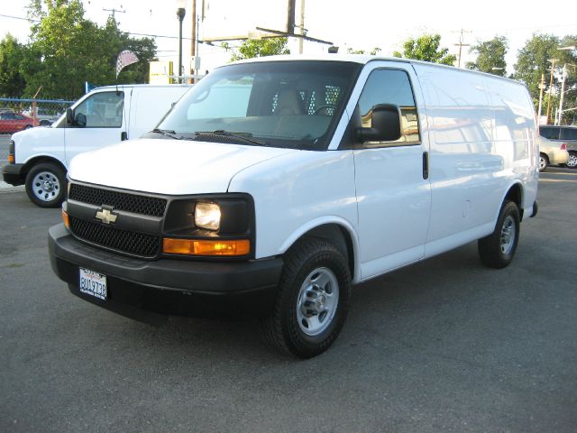 2009 Chevrolet Express Coupe 4D