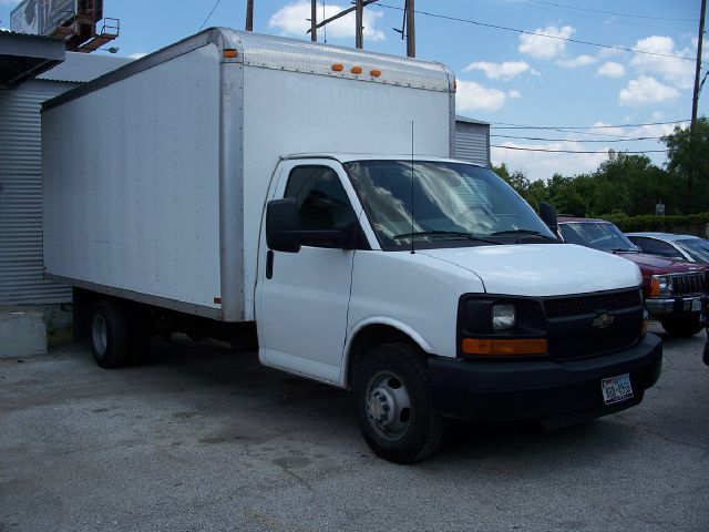 2010 Chevrolet Express 1.8T Cabriolet