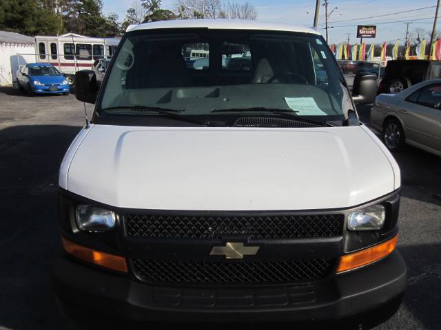 2010 Chevrolet Express 4WD 4-door Tech/entertainment Pkg