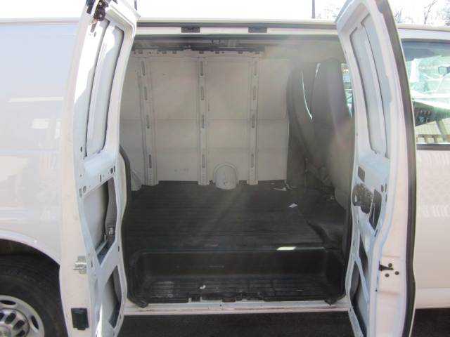 2010 Chevrolet Express 4WD 4-door Tech/entertainment Pkg