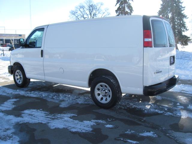 2010 Chevrolet Express 4WD 4-door Tech/entertainment Pkg