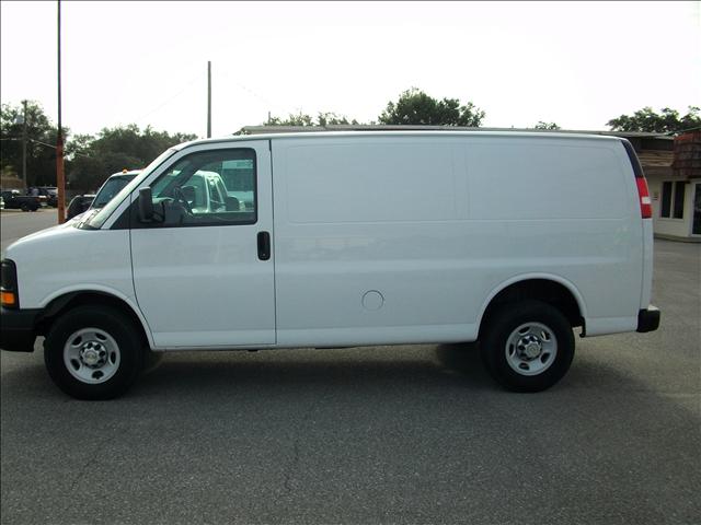 2010 Chevrolet Express 4WD 4-door Tech/entertainment Pkg