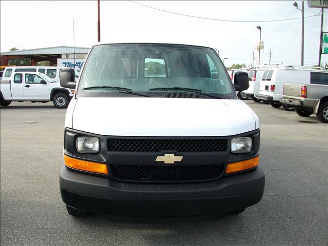 2010 Chevrolet Express 4WD 4-door Tech/entertainment Pkg