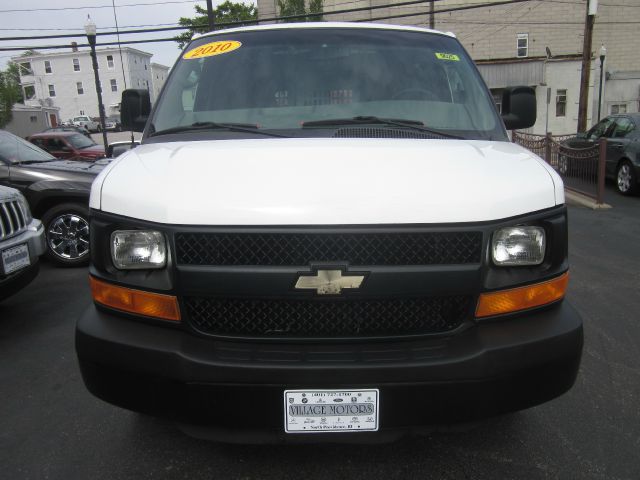 2010 Chevrolet Express Coupe 4D