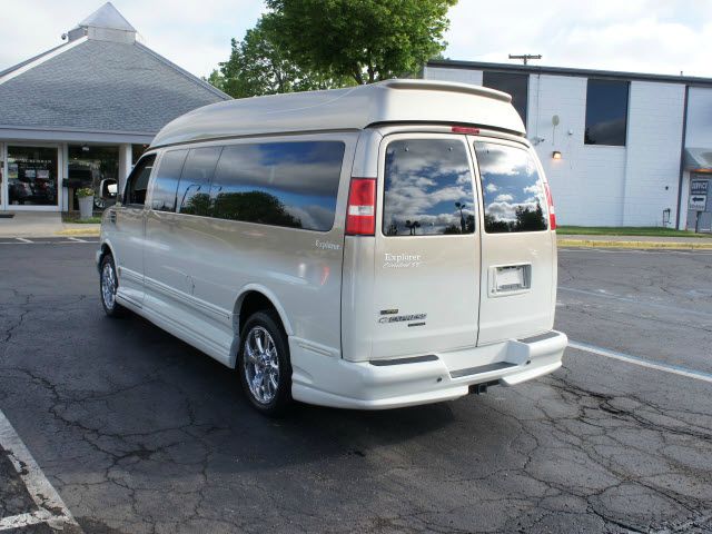 2010 Chevrolet Express Extended Cab Shortbox Z-71 Off Road 4x4