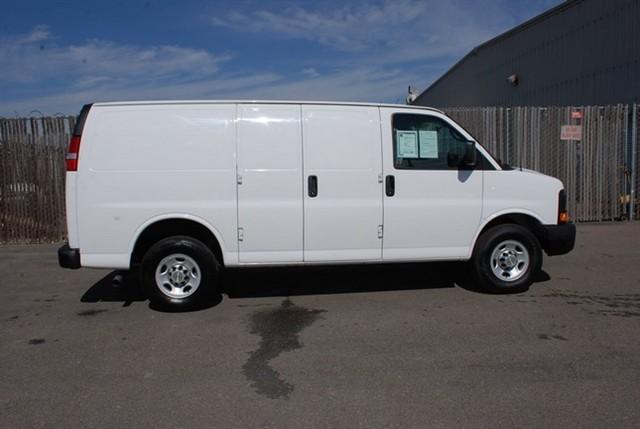 2010 Chevrolet Express Legacy LTD AWD