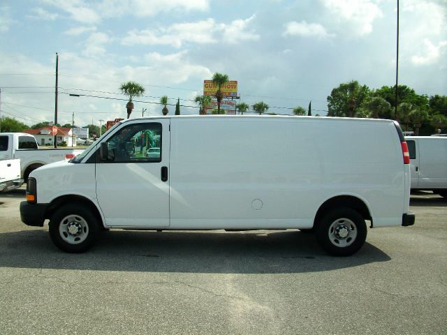 2010 Chevrolet Express LT Ext Cab 2WD