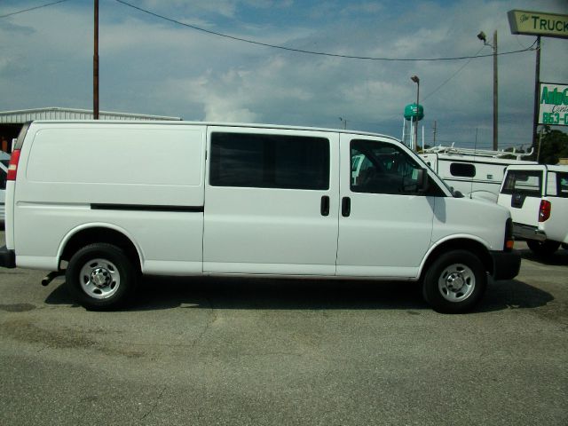 2010 Chevrolet Express LT Ext Cab 2WD