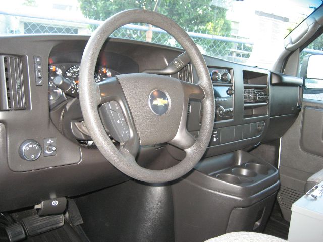 2010 Chevrolet Express Coupe 4D