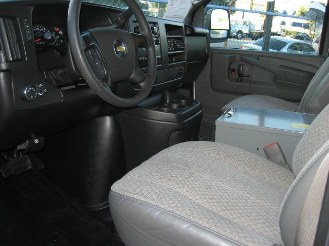 2010 Chevrolet Express Coupe 4D