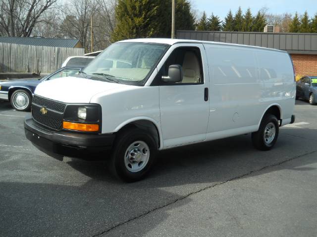 2010 Chevrolet Express 4WD 4-door Tech/entertainment Pkg