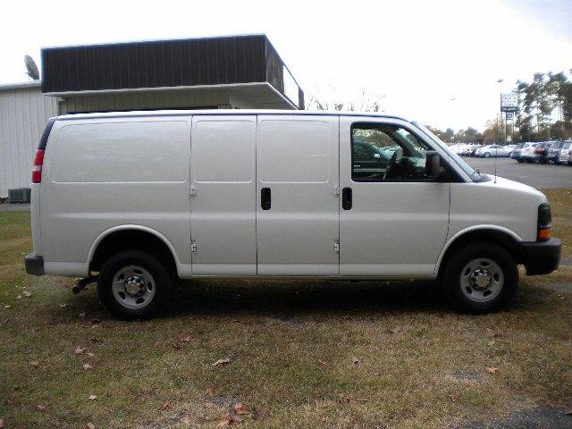 2010 Chevrolet Express 4WD 4-door Tech/entertainment Pkg