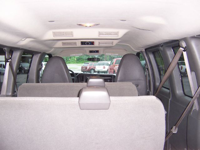 2011 Chevrolet Express 750li 4dr Sdn Sedan