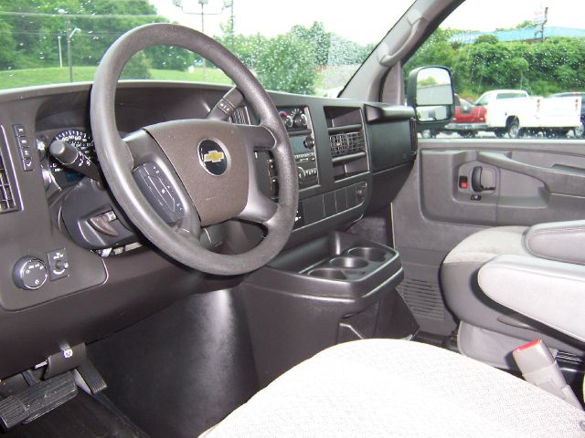 2011 Chevrolet Express 750li 4dr Sdn Sedan