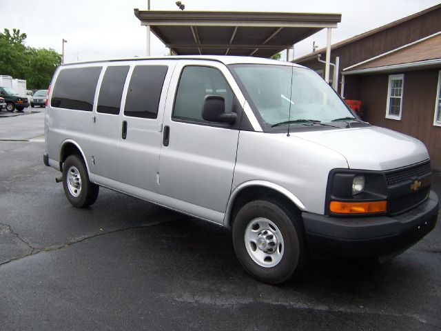 2011 Chevrolet Express 750li 4dr Sdn Sedan