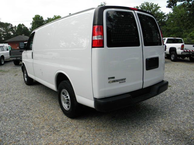 2011 Chevrolet Express Coupe 4D