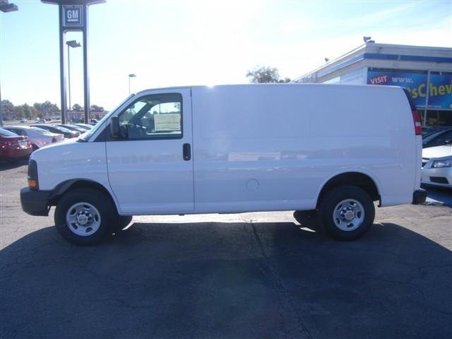 2012 Chevrolet Express Exlv6 AT