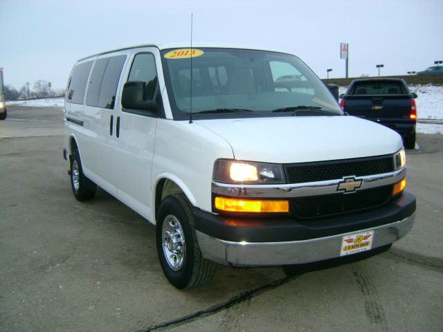 2013 Chevrolet Express 1500 4D Sport Utility