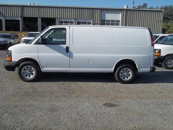 2013 Chevrolet Express CE 1.8