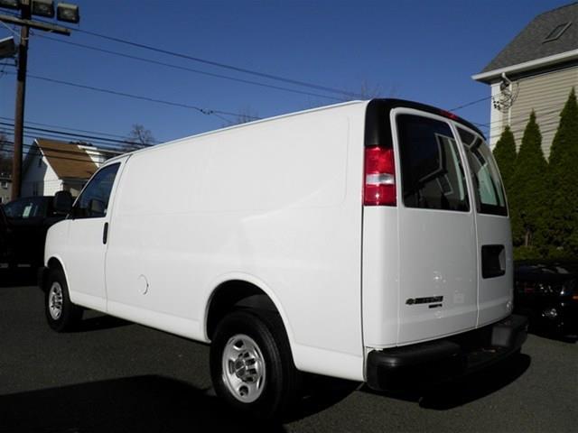 2013 Chevrolet Express 4WD 4-door Tech/entertainment Pkg