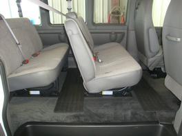 2013 Chevrolet Express V6 5-speed AT With Navigation System