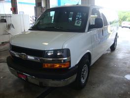 2013 Chevrolet Express V6 5-speed AT With Navigation System