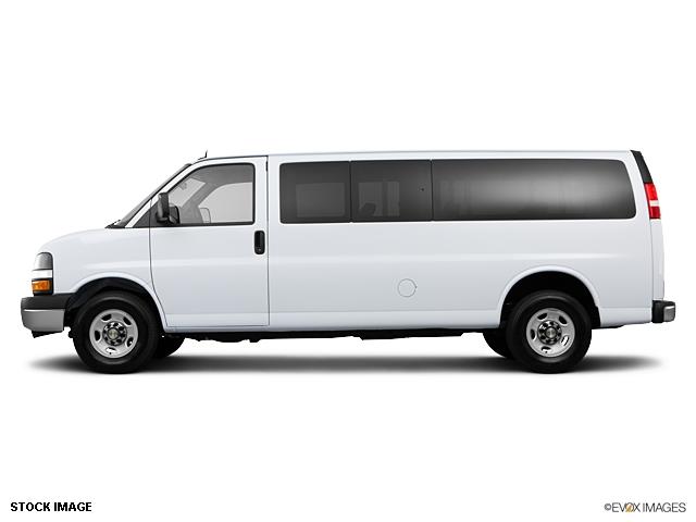 2013 Chevrolet Express 1500 4D Sport Utility