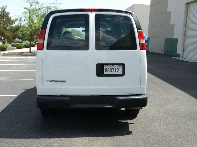 2008 Chevrolet Express Cargo Ford F250 FX4 Lariat