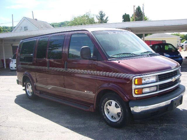 1998 Chevrolet G1500 2004.5 4dr Sdn 1.8T Quattro Au