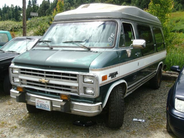 1990 Chevrolet G20 Eddie Bauer 6.0L