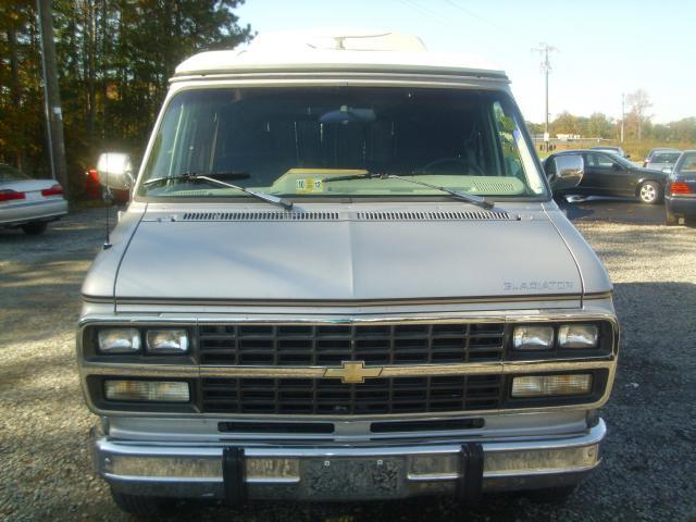 1993 Chevrolet G20 Eddie Bauer 6.0L