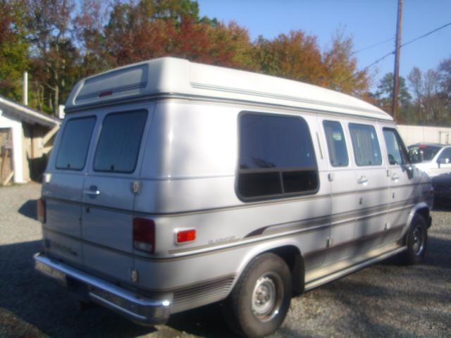 1993 Chevrolet G20 Eddie Bauer 6.0L