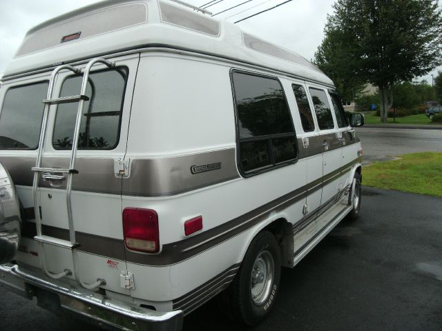 1993 Chevrolet G20 Eddie Bauer 6.0L