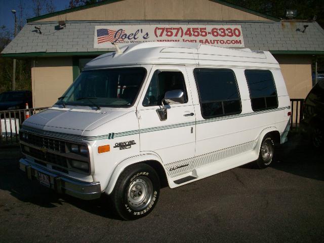 1994 Chevrolet G20 Eddie Bauer 6.0L