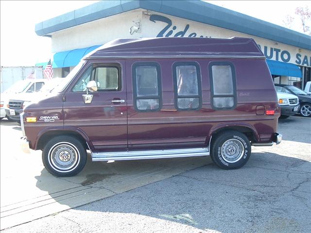 1994 Chevrolet G20 Cheyenne Fleetside