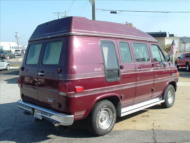 1994 Chevrolet G20 Cheyenne Fleetside