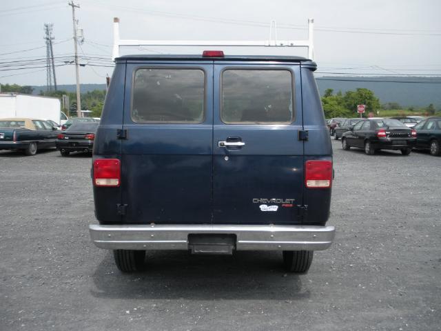 1994 Chevrolet G20 Eddie Bauer 6.0L