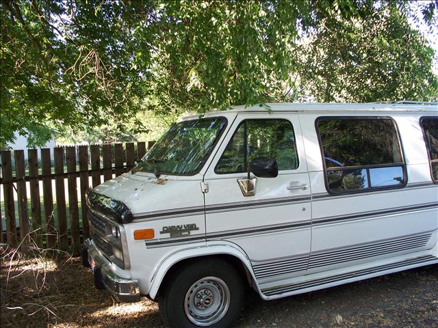 1993 Chevrolet G20 SportVan Unknown