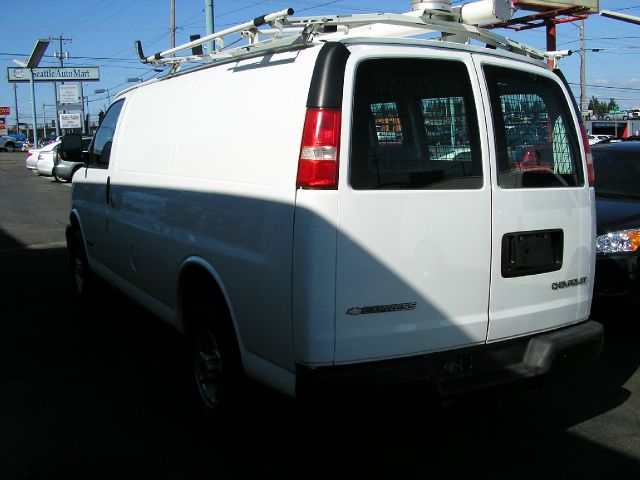 2005 Chevrolet G2500 SL AWD CVT Leatherroof