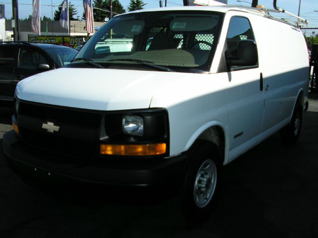 2005 Chevrolet G2500 SL AWD CVT Leatherroof