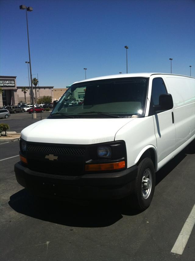 2007 Chevrolet G2500 Unknown