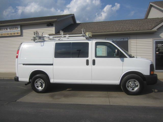 2007 Chevrolet G2500 Coupe 4D